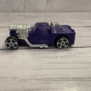 Maisto Fresh Metal Leadslinger Purple Silver Louvers Car 2022 (SKU: 385TO)